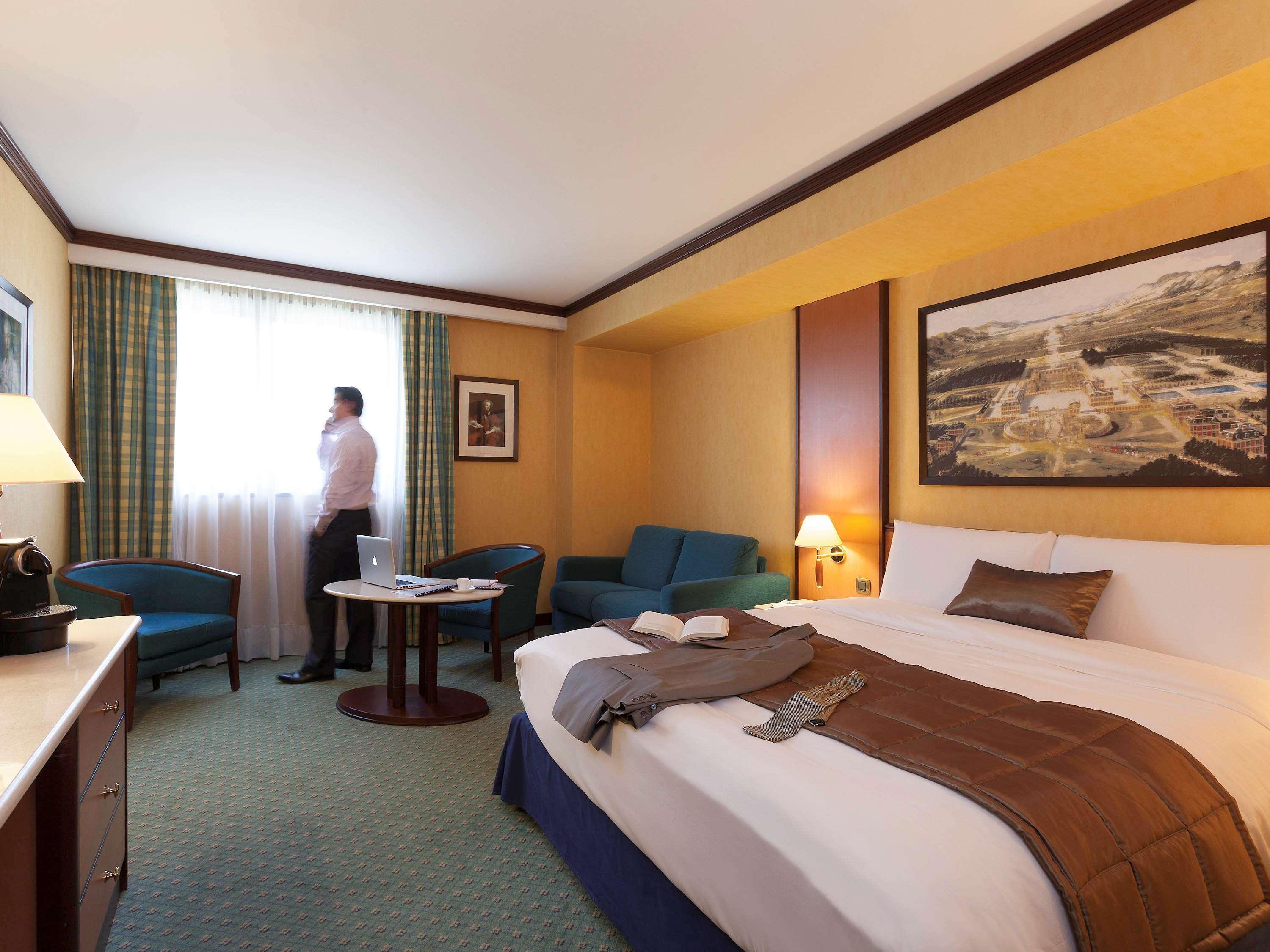 Mercure Versailles Paris Ouest Экстерьер фото