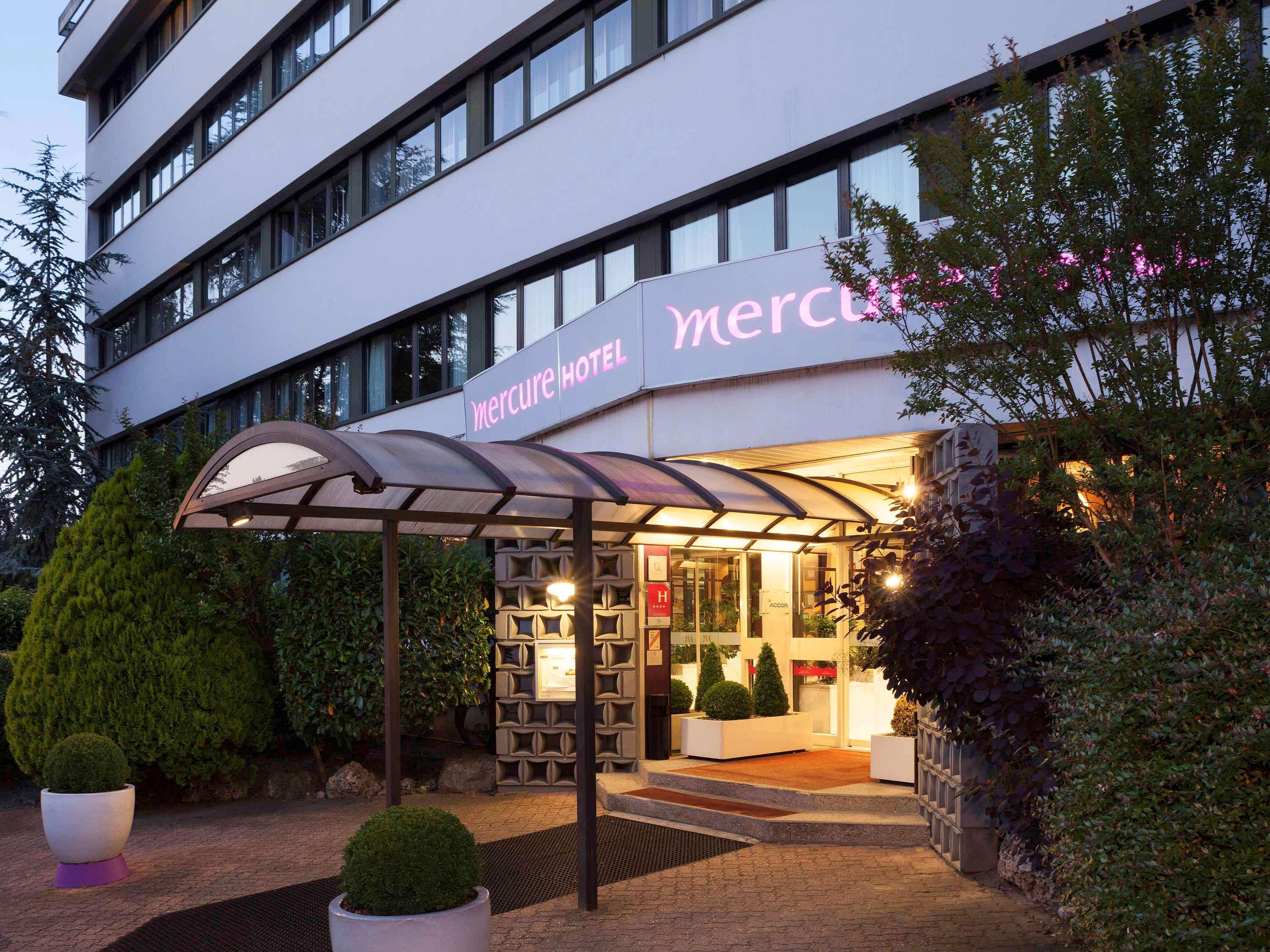 Mercure Versailles Paris Ouest Экстерьер фото