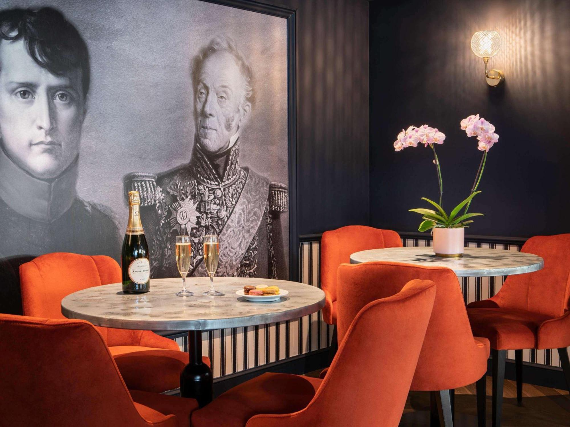 Mercure Versailles Paris Ouest Экстерьер фото