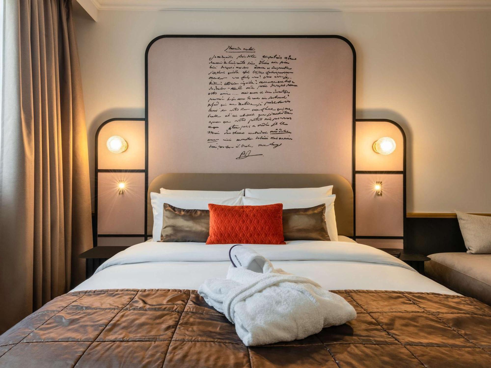 Mercure Versailles Paris Ouest Экстерьер фото